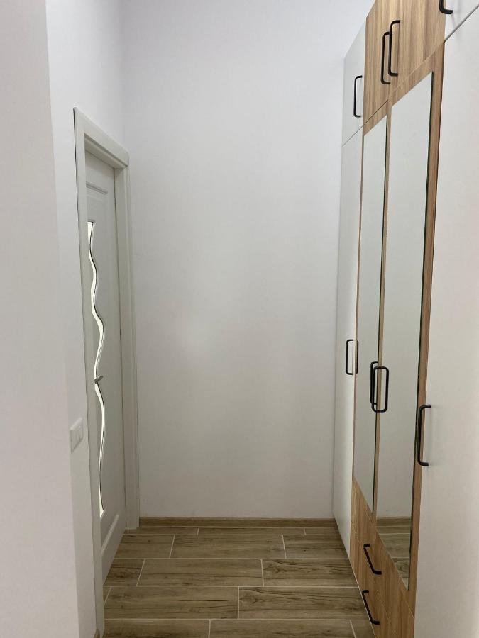 Apartament Lucian Apartman Râmnicu Vâlcea Kültér fotó