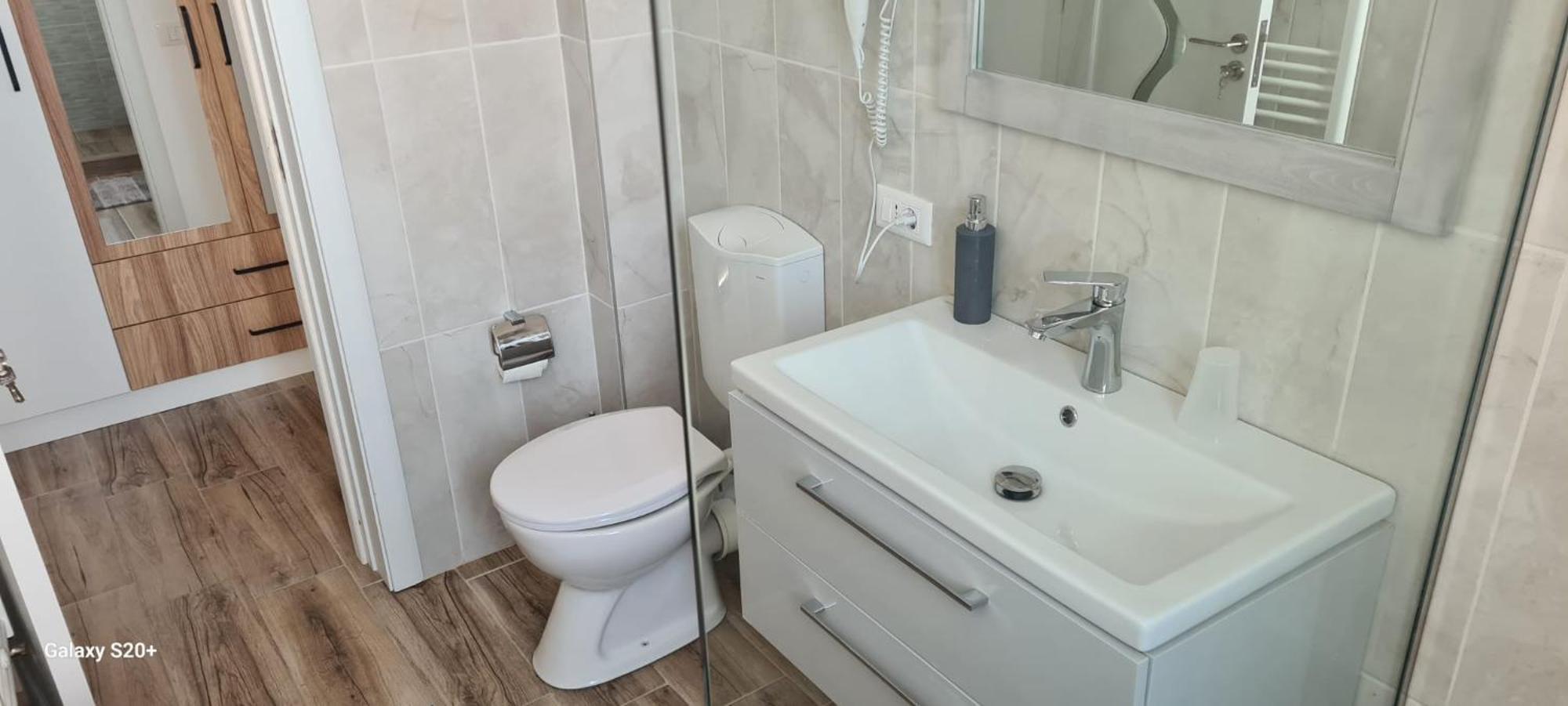 Apartament Lucian Apartman Râmnicu Vâlcea Kültér fotó