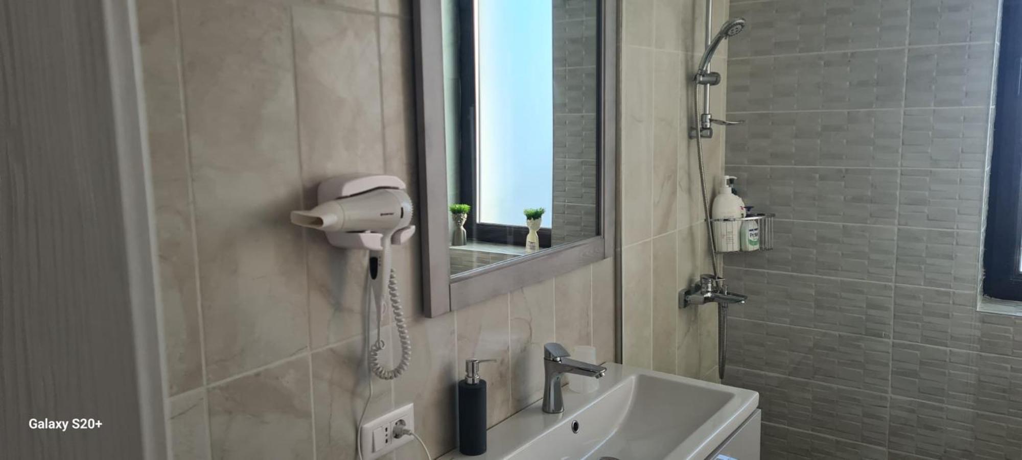 Apartament Lucian Apartman Râmnicu Vâlcea Kültér fotó